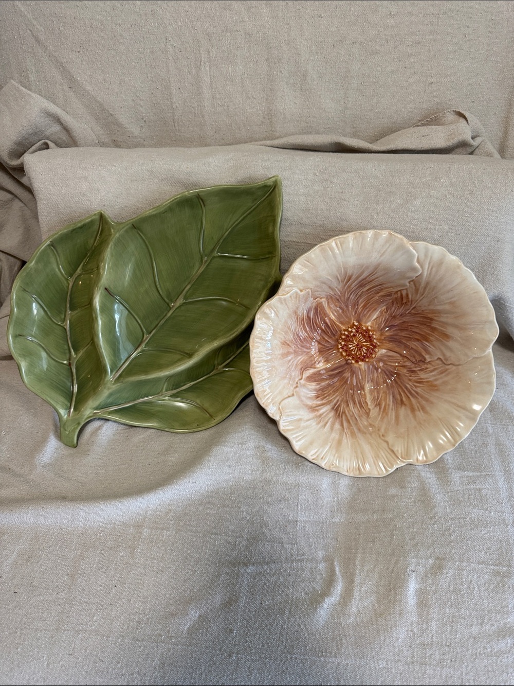 Home Trends Ceramic Botanical Serving Set Leaf Platter & Flower Bowl 2 Pc